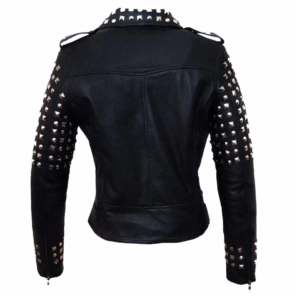 Veste motard en cuir noir cloutée pour femme style punk