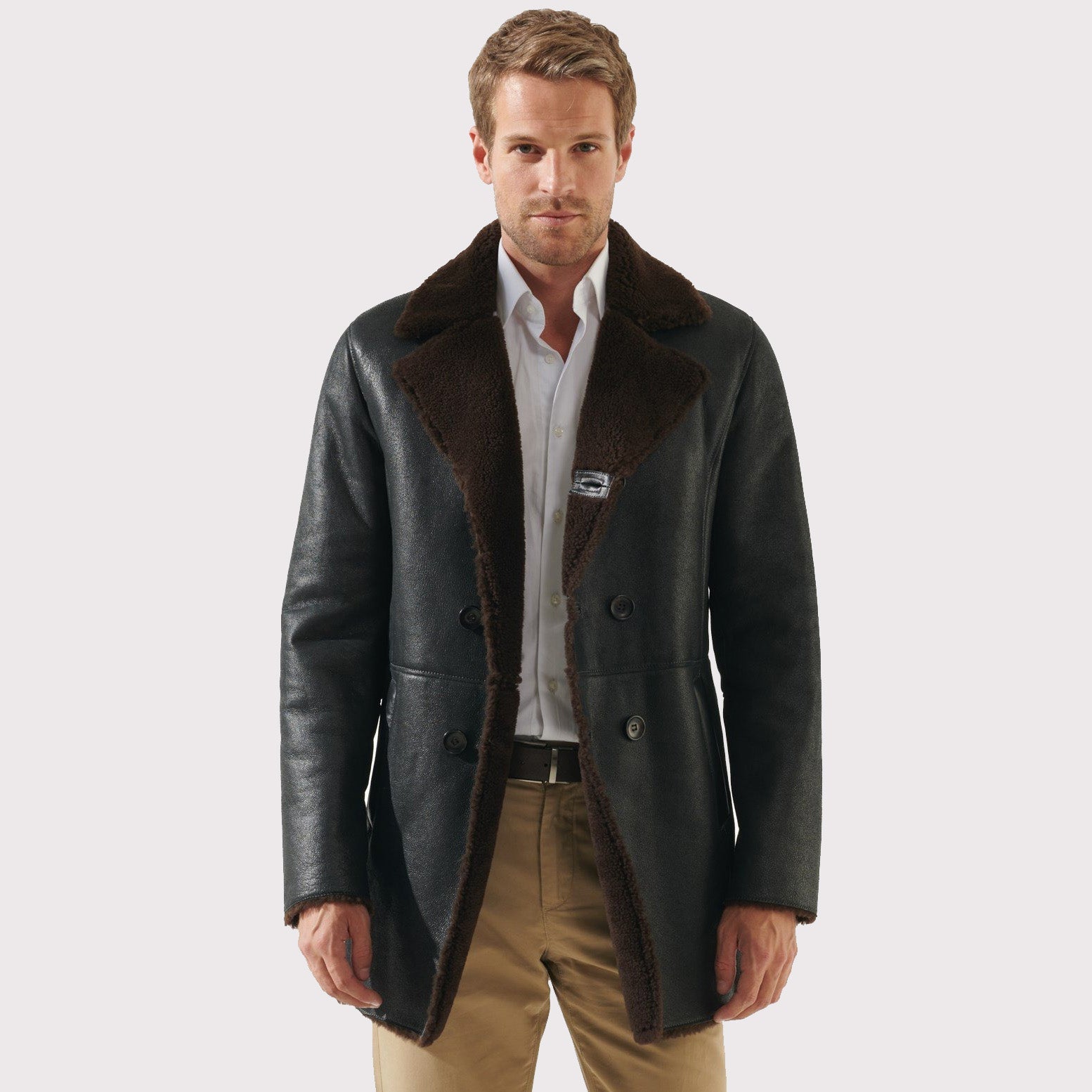 Manteau en peau de mouton marron tabac élégant pour homme - Élégance décontractée