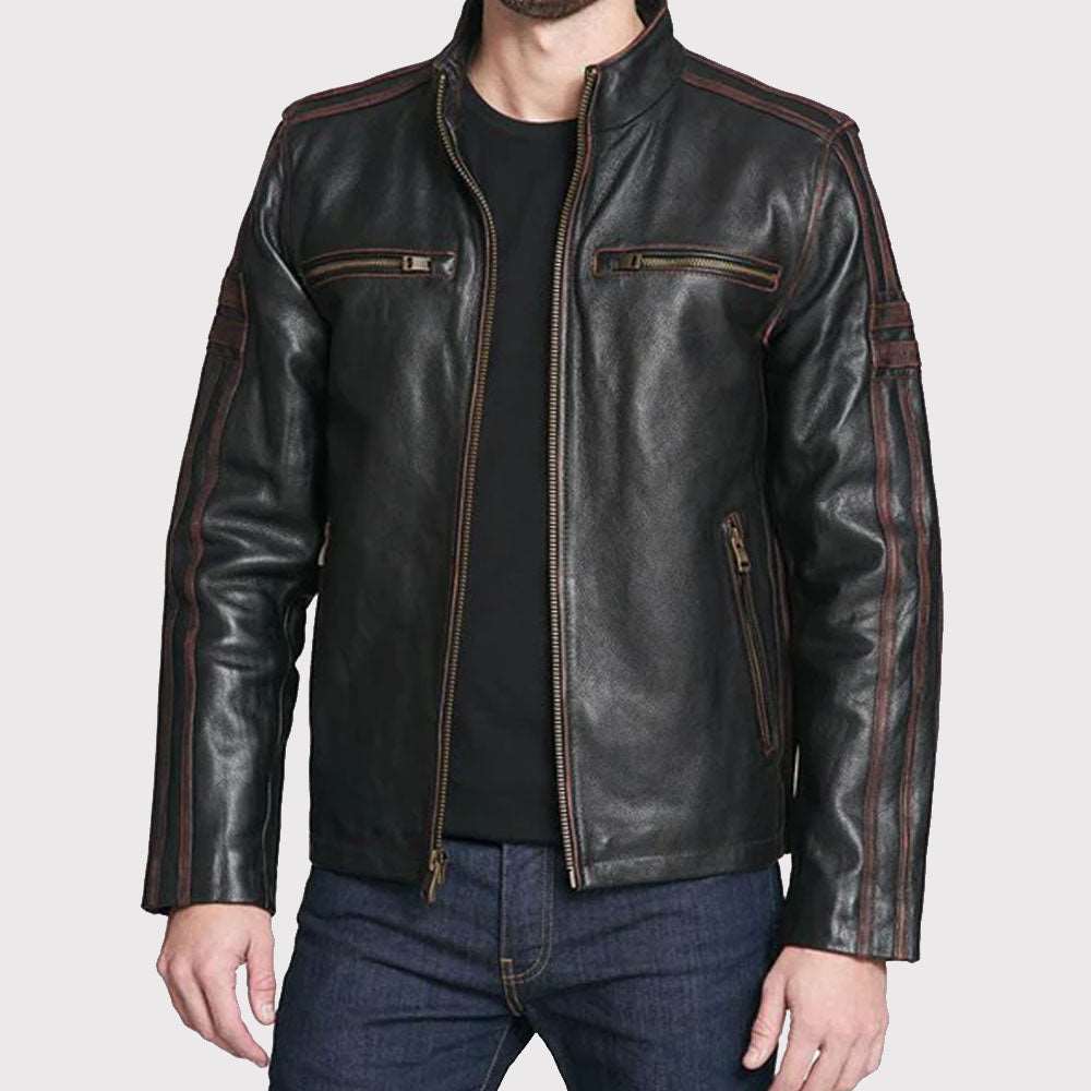 Veste en cuir de style antique à rivets noirs