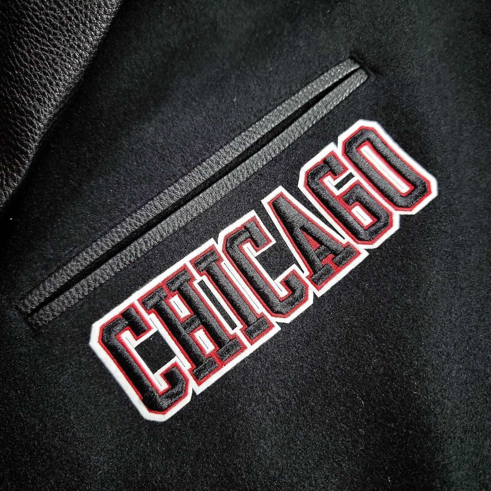 Veste en cuir et laine universitaire pour homme des Chicago Bulls