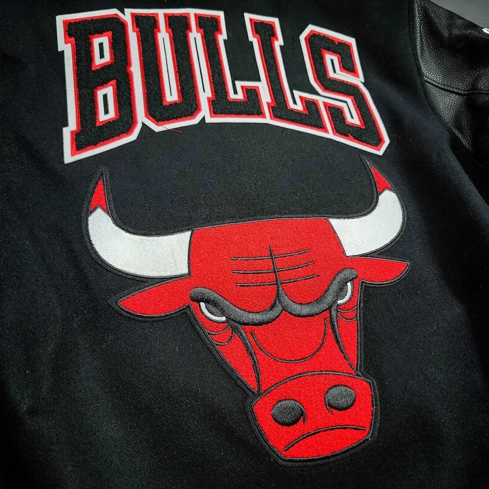 Veste en cuir et laine universitaire pour homme des Chicago Bulls