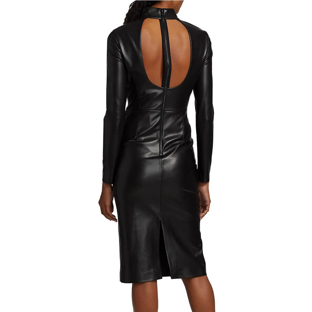 Robe d'automne en cuir noir uni et classe